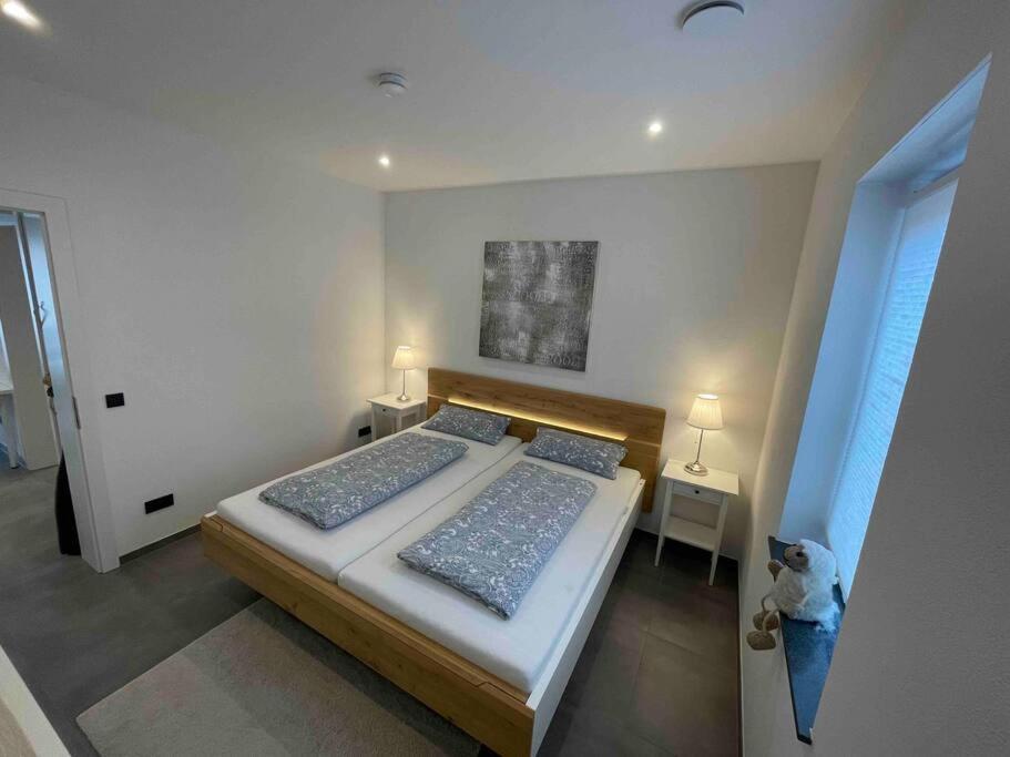 Gemuetliche, Topp Ausgestattete Ferienwohnung Bann Esterno foto